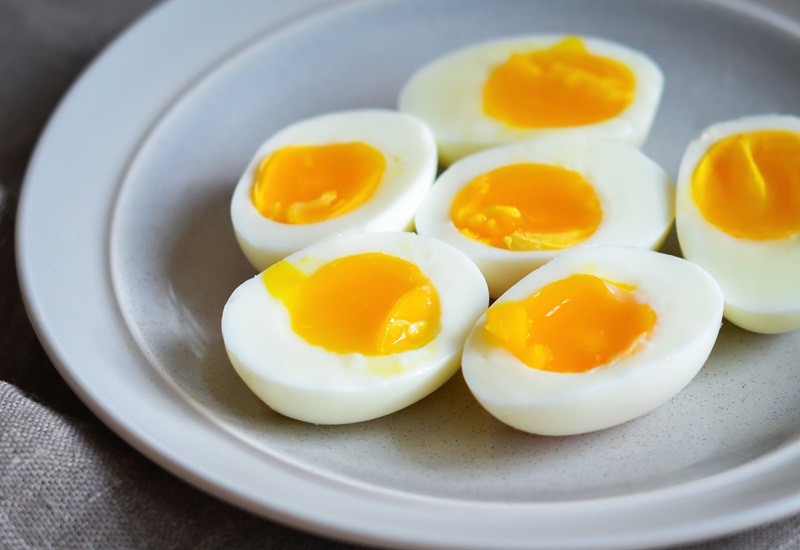 Vitamin K có nhiều trong lòng đỏ trứng gà