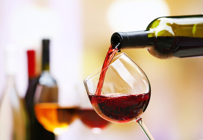 Uống một ly rượu vang mỗi ngày giúp giảm nguy cơ ung thư